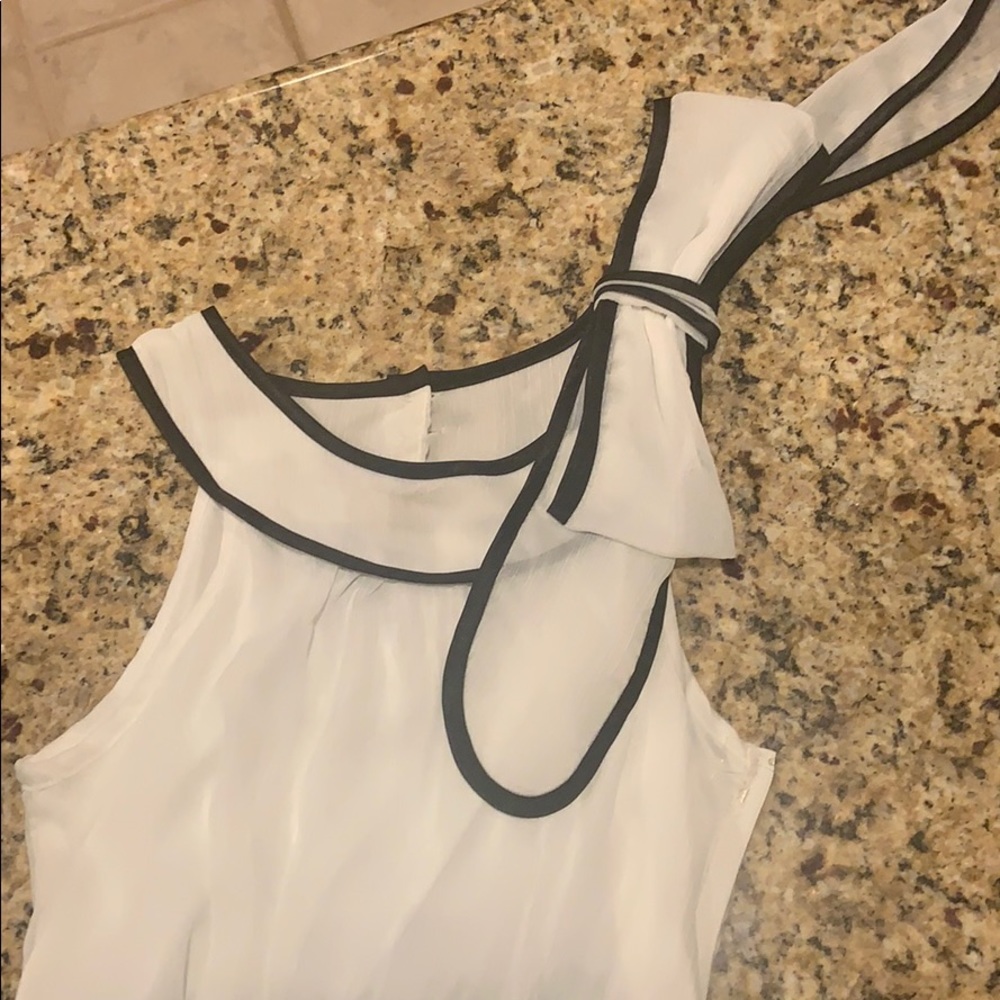 black and white business dress - Picture 3 of 3